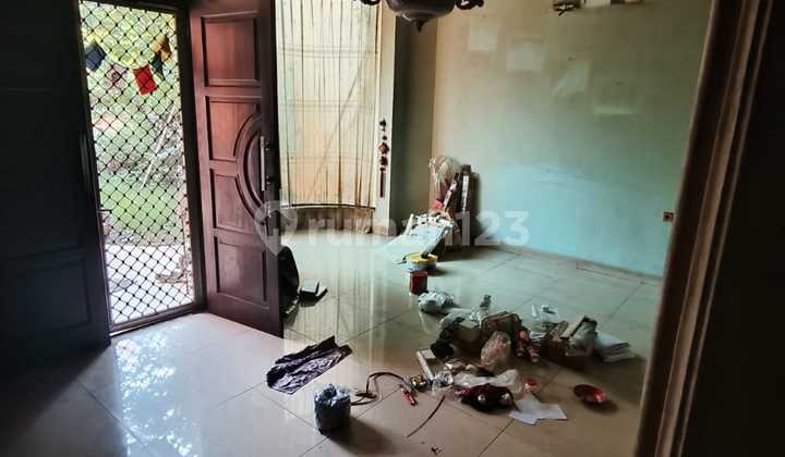 SHM House in Pantai Indah Kapuk, North Jakarta, Needs Minor Renovation, Unfurnished 2