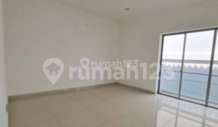 Rumah 3 Lantai Bagus Unfurnished di Serenade, Jakarta Utara 2