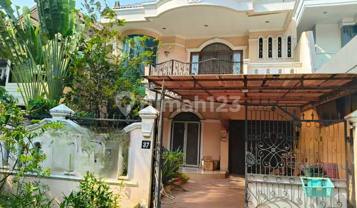 Rumah SHM Pantai Indah Kapuk, Jakarta Utara Butuh Minim Renovasi Unfurnished