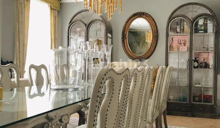 Rumah Bagus Furnished SHM di Pantai Indah Kapuk, Jakarta Utara 2