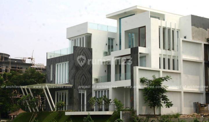 Rumah Bagus Unfurnished SHM di Pantai Indah Kapuk, Jakarta Utara 1