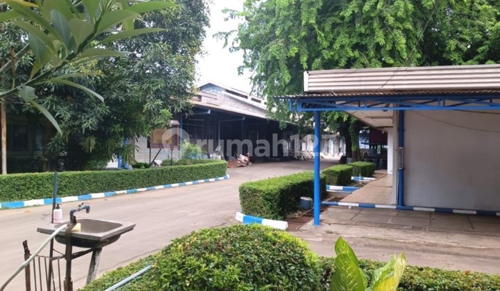 Gudang Strategis Sultan Agung Medan Satria Kota Bekasi