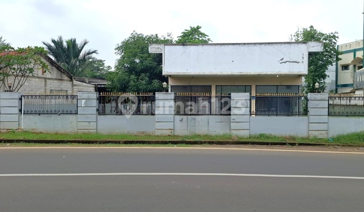Gedung Strategis Ex Sekolah Jalan Raya Kalimulya Cilodong Depok