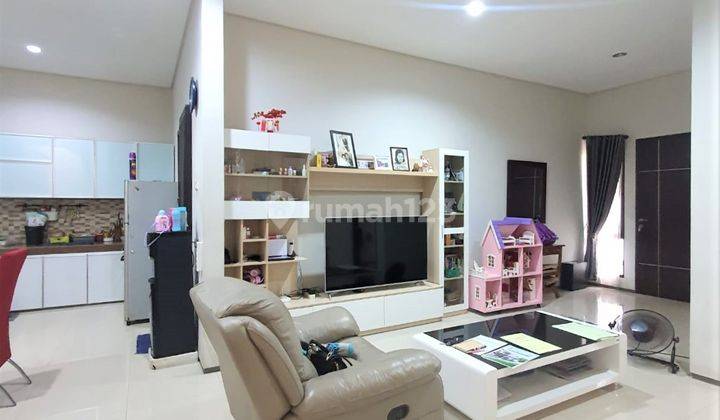 Rumah Rapi Siap Huni Perumahan Villa Meutia Kirana Bekasi 2