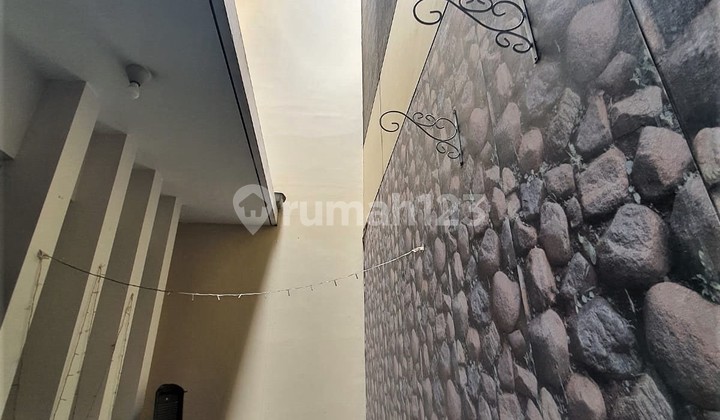Rumah Rapi Siap Huni Perumahan Villa Meutia Kirana Bekasi 13
