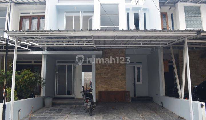 Dijual Rumah Rapi Siap Huni Cluster Pesona Harapan Indah Bekasi 1