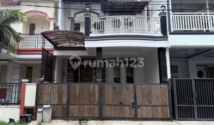 Rumah Cluster Taman Puspa Kota Harapan Indah Bekasi