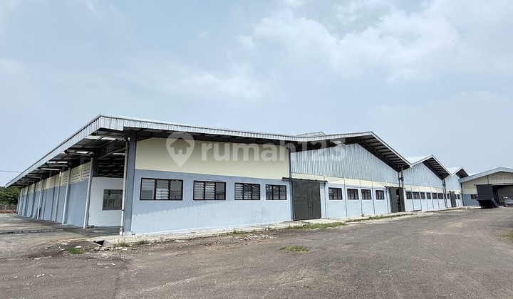 Rent New Strategic Factory Warehouse in East Klari Karawang