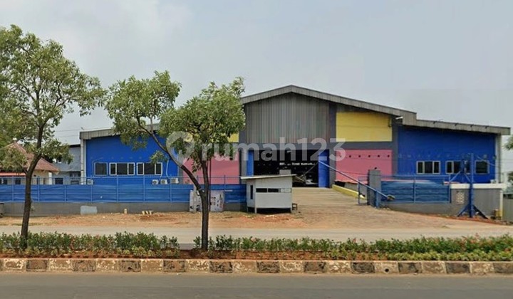 Cheap Warehouse/Building at West Karawang Toll Interchange Main Road
