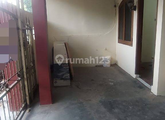 Rumah Tinggal Dan Usaha Di Kemandoran 2