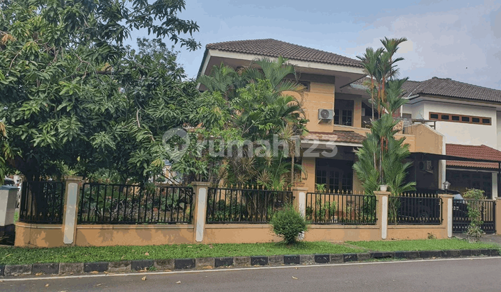 House for Sale inside Rawamangun Complex, East Jakarta