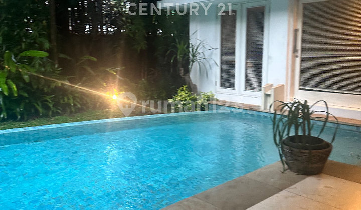 Rumah Mewah Ada Kolam Renang Lokasi Premium Di Kebayoran Baru 2