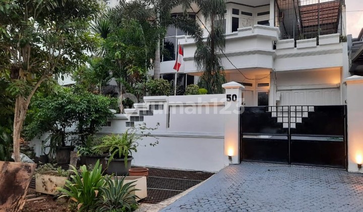 RUMAH BAGUS LUAS 282 Meter DI PONDOK INDAH, JAKSEL