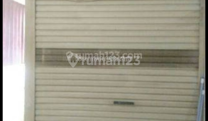 Ruang Usaha / Kios di Grand Emerald Apartemen Gading Nias