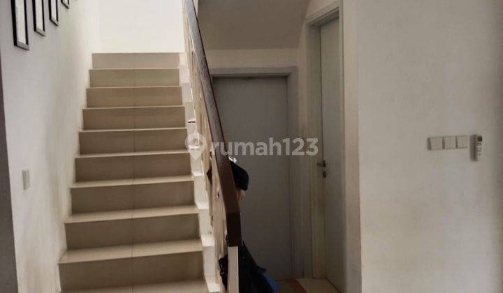 Rumah gandeng 2 lantai dekat dengan old Shanghai 6