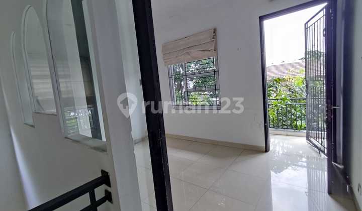 Price reduced again, Corner House in Pondok Gading Utara ~MS 2
