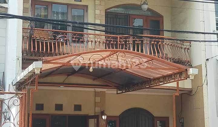 Dijual Kelapa Lilin Timur - Tu