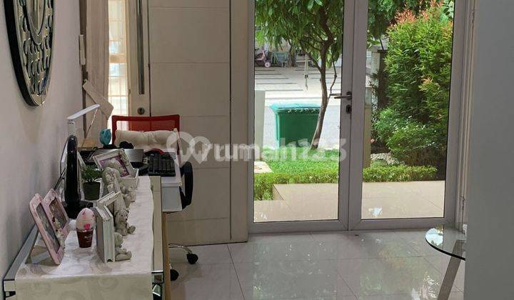 Dijual Rumah Nyaman dan Bagus di Grand Orchard - Tt