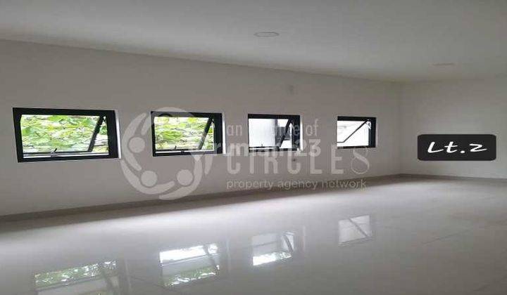 Ruko Bagus 2 Lantai Strategis Bikin Untung Dijual di Kebon Jati Bandung 1