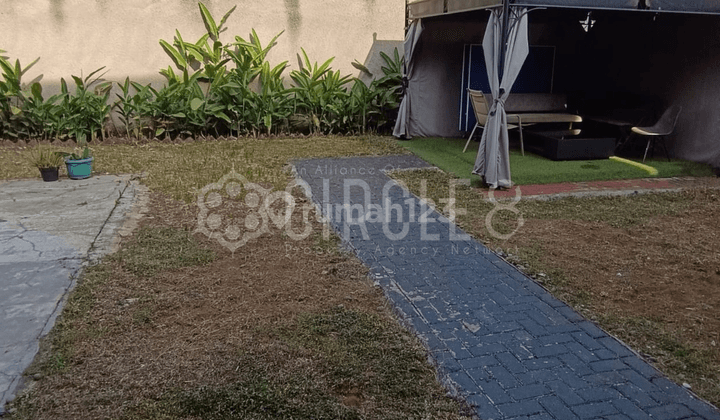 Rumah Exclusive 2 Lantai Bagus di Kota Baru Parahyangan 2