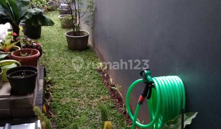 Rumah Suasana Tenang di Pondok Hijau, Setiabudi 2