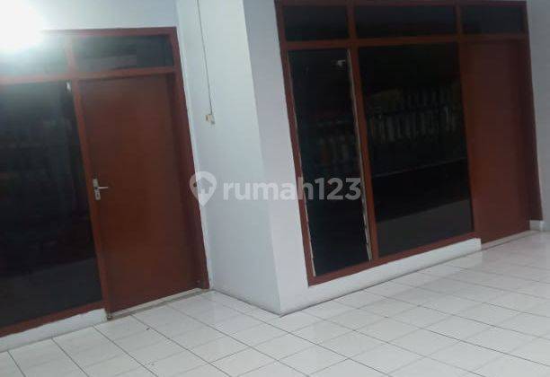 Rumah Ideal di pusat kota Lumajang 3