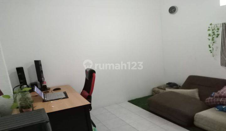 Rumah Dengan 2 Muka Posisi Hook Di Villa Rizki Ilhami 2