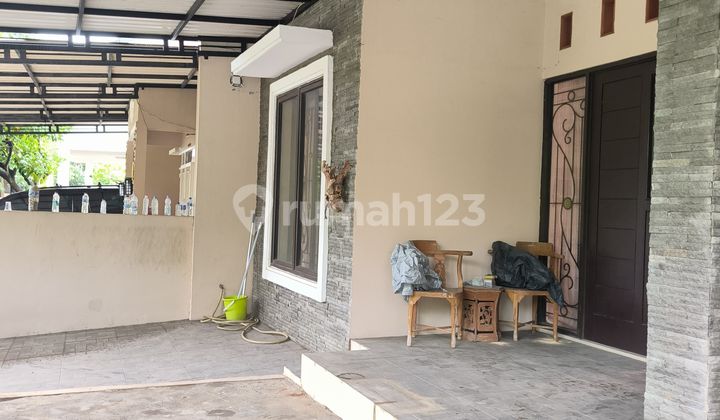 Luxury House in Vila Rizki Ilhami, 2 Floors, Ready to Live In and Facing the Garden 2