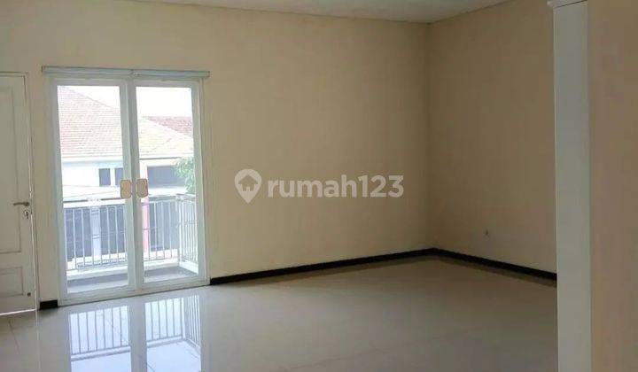 Rumah 2 Tingkat Lux Pusat Kota 2