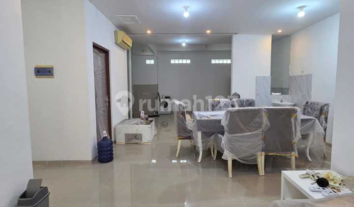 Rumah Pakuwon Indah Mansion Pf 2