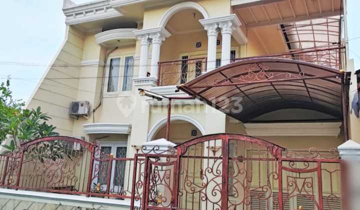 Rumah Tenggilis Utara 1