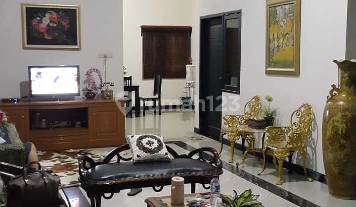 Kendangsari House Kendangsari House