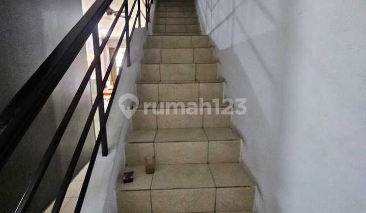 Jual Murah Ruko 3 Lantai Hadap Jalan Raya di Gading Serpong Jual Murah Ruko 3 Lantai Hadap Jalan Raya di Gading Serpong