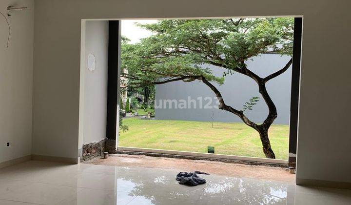 Rumah Mewah Cluster Scarlet The Spring Gading Serpong, Tangerang 8