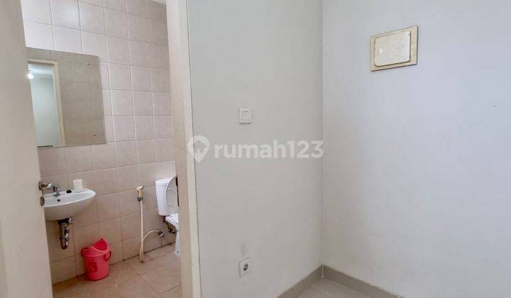 Rumah 2 Lantai Bagus Semi Furnished di Gading Serpong, Tangerang 2