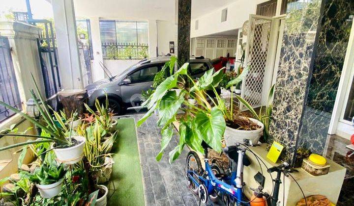 Dijual Cepat Rumah Mewah Dengan Kolam Renang Pribadi di Modernland 9