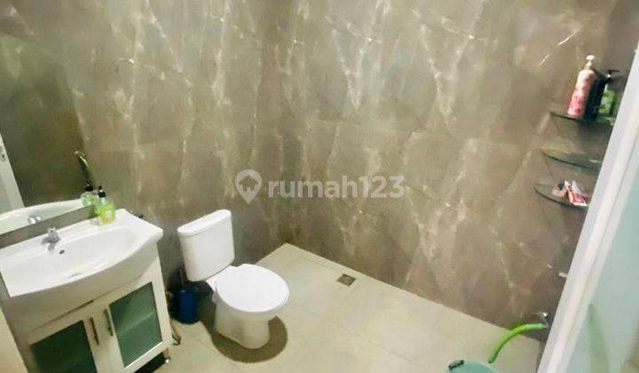 Dijual Cepat Rumah Mewah Dengan Kolam Renang Pribadi di Modernland 11