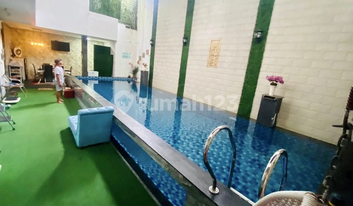 Dijual Cepat Rumah Mewah Dengan Kolam Renang Pribadi di Modernland 26