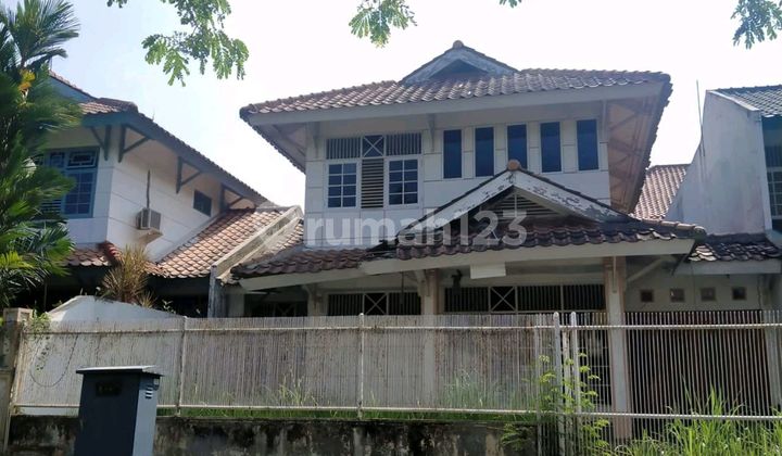 Rumah Tua Perlu Renovasi Di Giriloka Bsd 1
