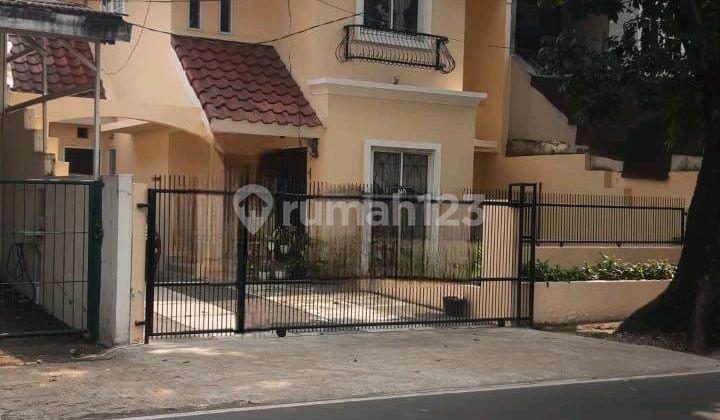 Rumah Pinggir Jalan Besar Cocok Untuk Kantor, Usaha, Kost2an Rumah Pinggir Jalan Besar Cocok Untuk Kantor, Usaha, Kost2an