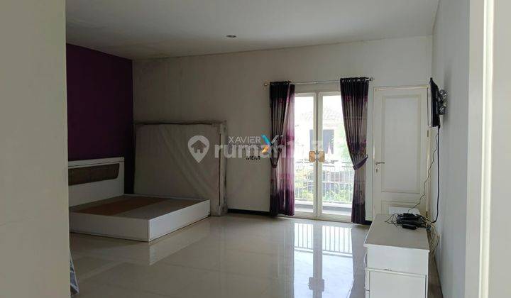 Rumah 2 Lantai Mewah Pusat Kota Surabaya Jl. Rinjani 2