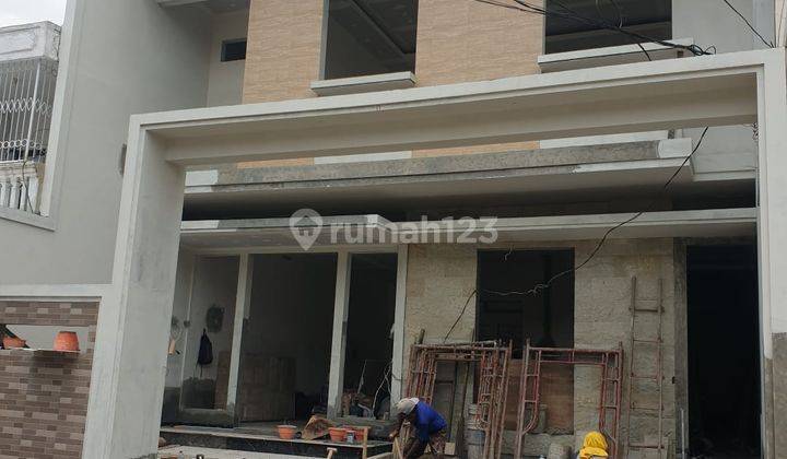 Rumah Baru Lokasi Strategis Wisma Permai Tengah  1