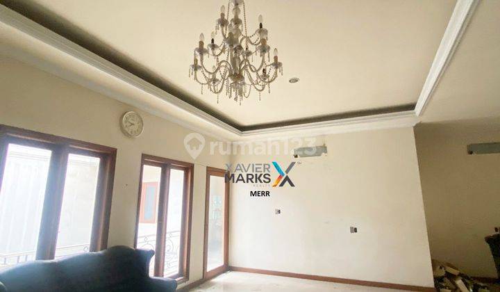 Dijual Rumah di Pusat Kota Sby Jl. Jaksa Agung Suprapto 1