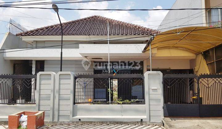 Disewakan Rumah Bagus Siap Huni Dharmahusada Utara 1 Lantai 1