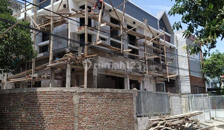 Rumah di Tenggilis Model Scandinavian Sangat Dekat Raya Prapen jemursari 2