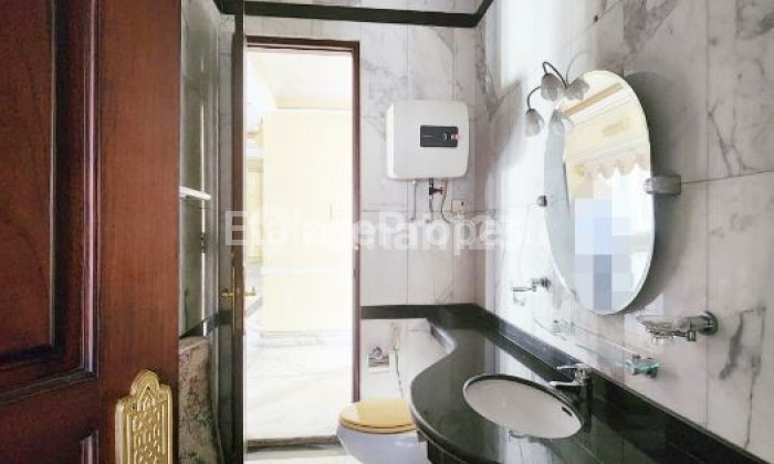 Dijual Rumah Usaha Jemur Andayani Dekat Siwalankerto 1