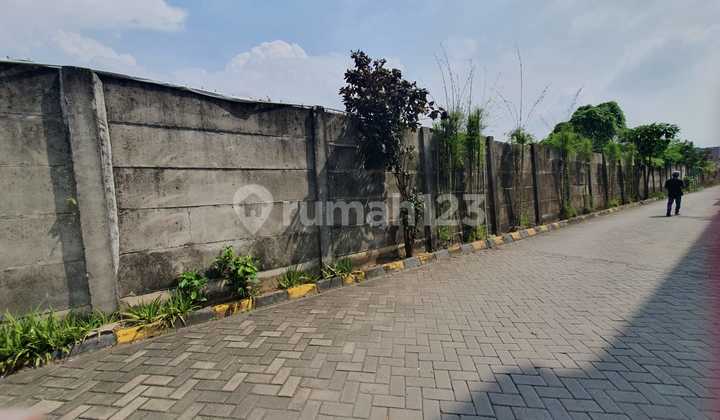 Land 7500 m² at Jembatan Lima, West Jakarta with SHM (Freehold Title)
