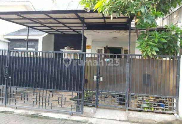 Rumah 2 Lantai Bagus Unfurnished SHM di Buaran Indah, Tangerang 1