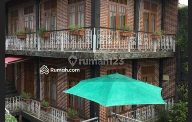 Rumah Villa 2lt Bagus Furnish di Meruya Utara, Jakarta Barat Dki 1