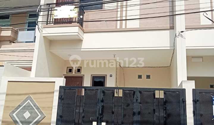 Rumah Baru SHM Duri Kepa 3 Lantai Bebas Banjir di Jakarta Barat 2